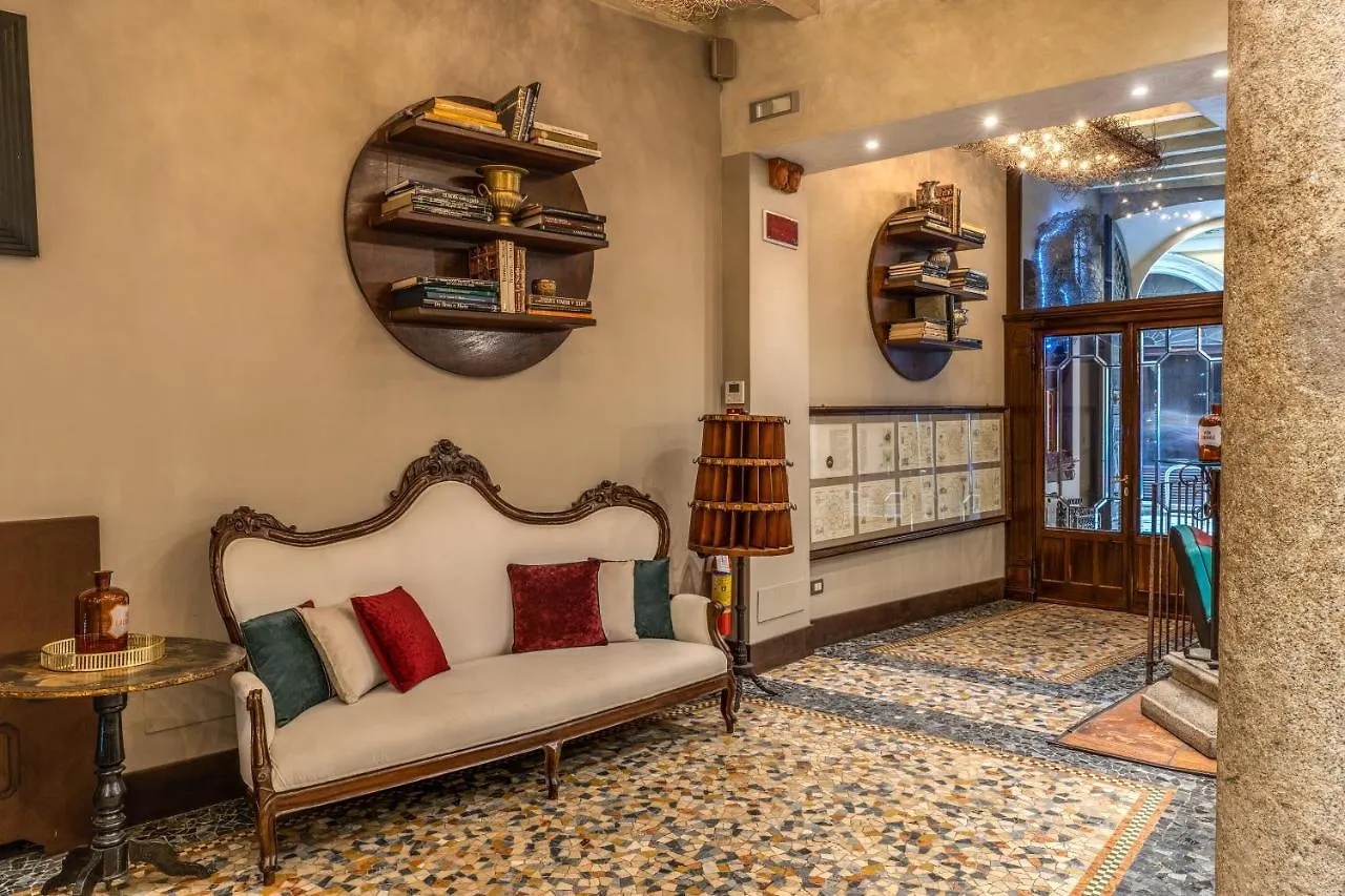 Hotel Santa Marta Suites ميلان 4*,