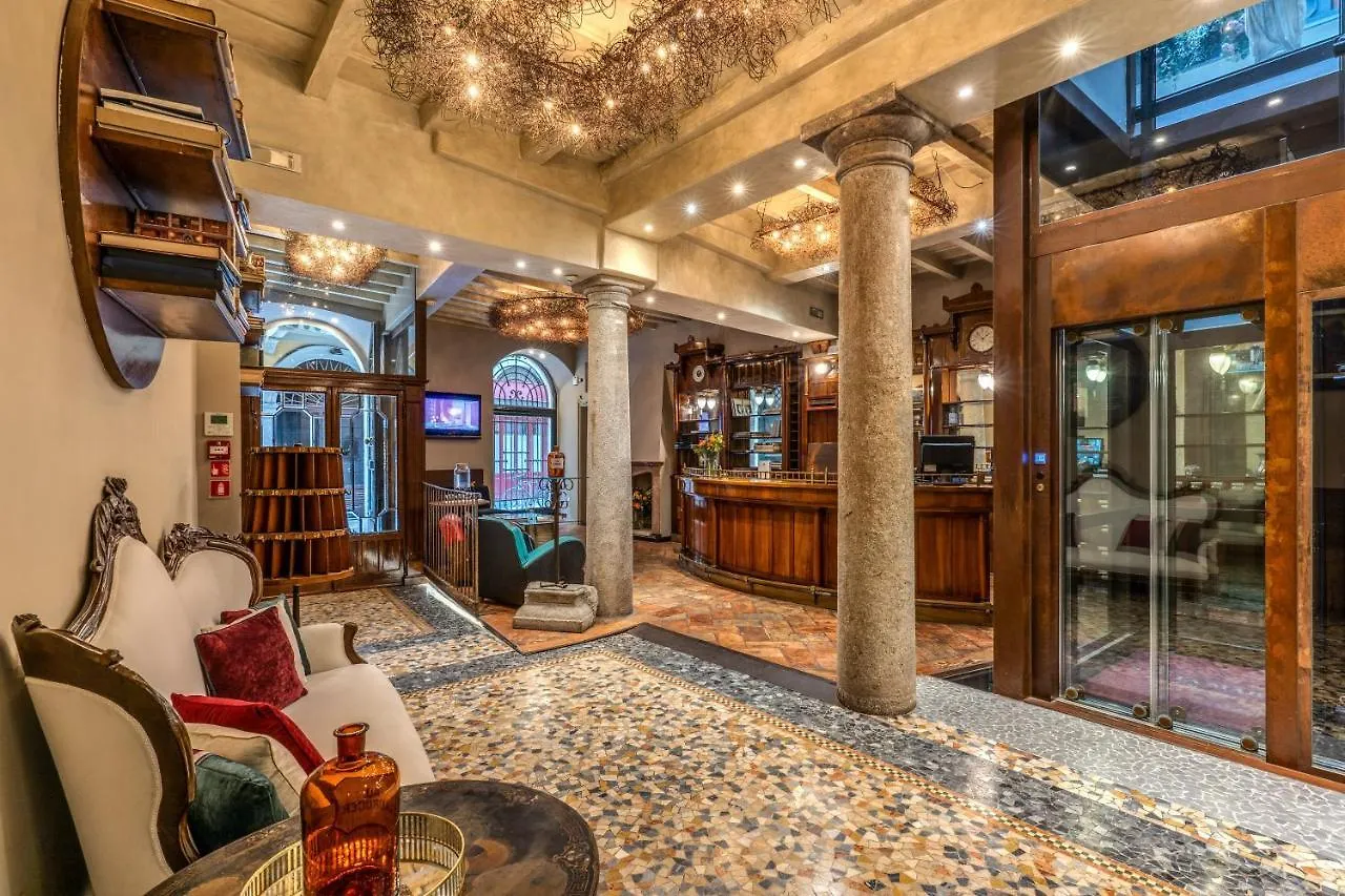 Hotel Santa Marta Suites Милан