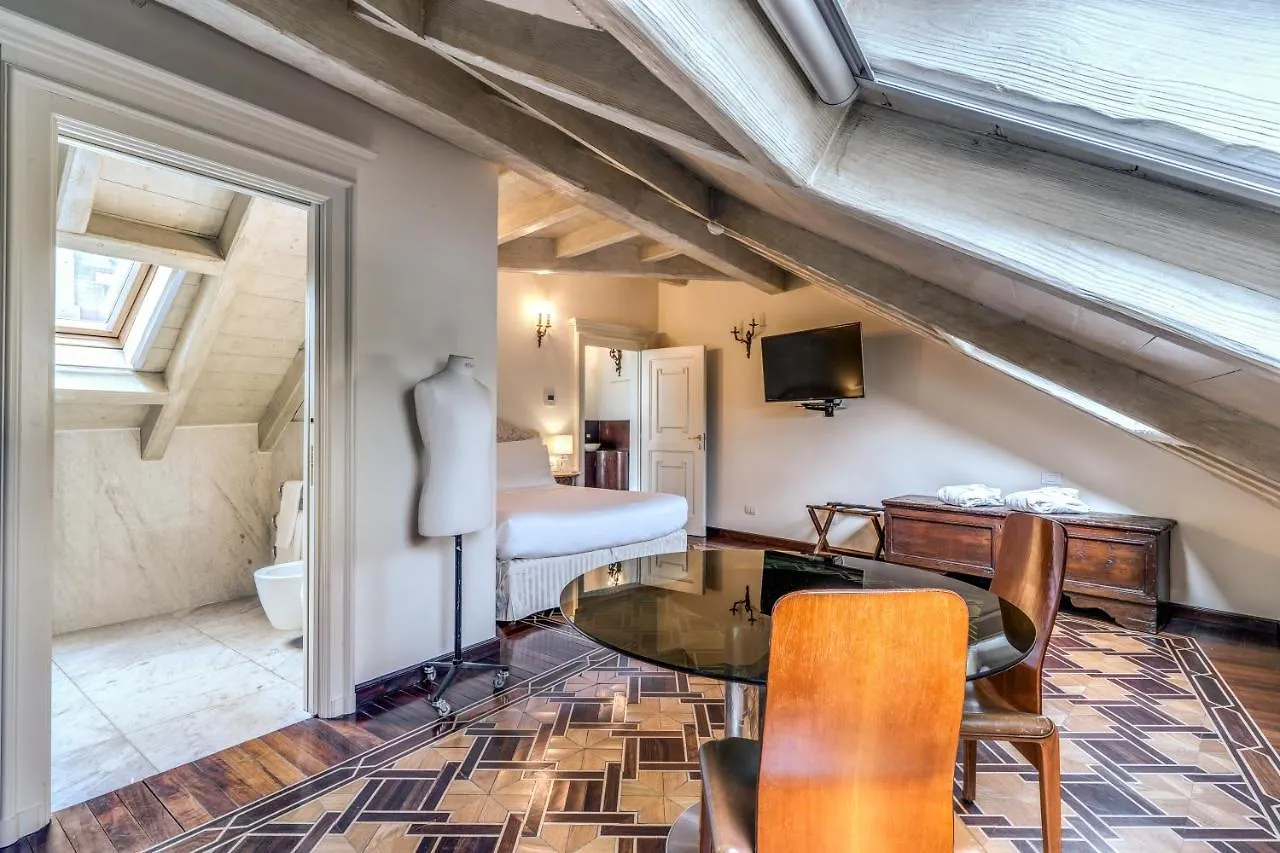 Hotel Santa Marta Suites ميلان
