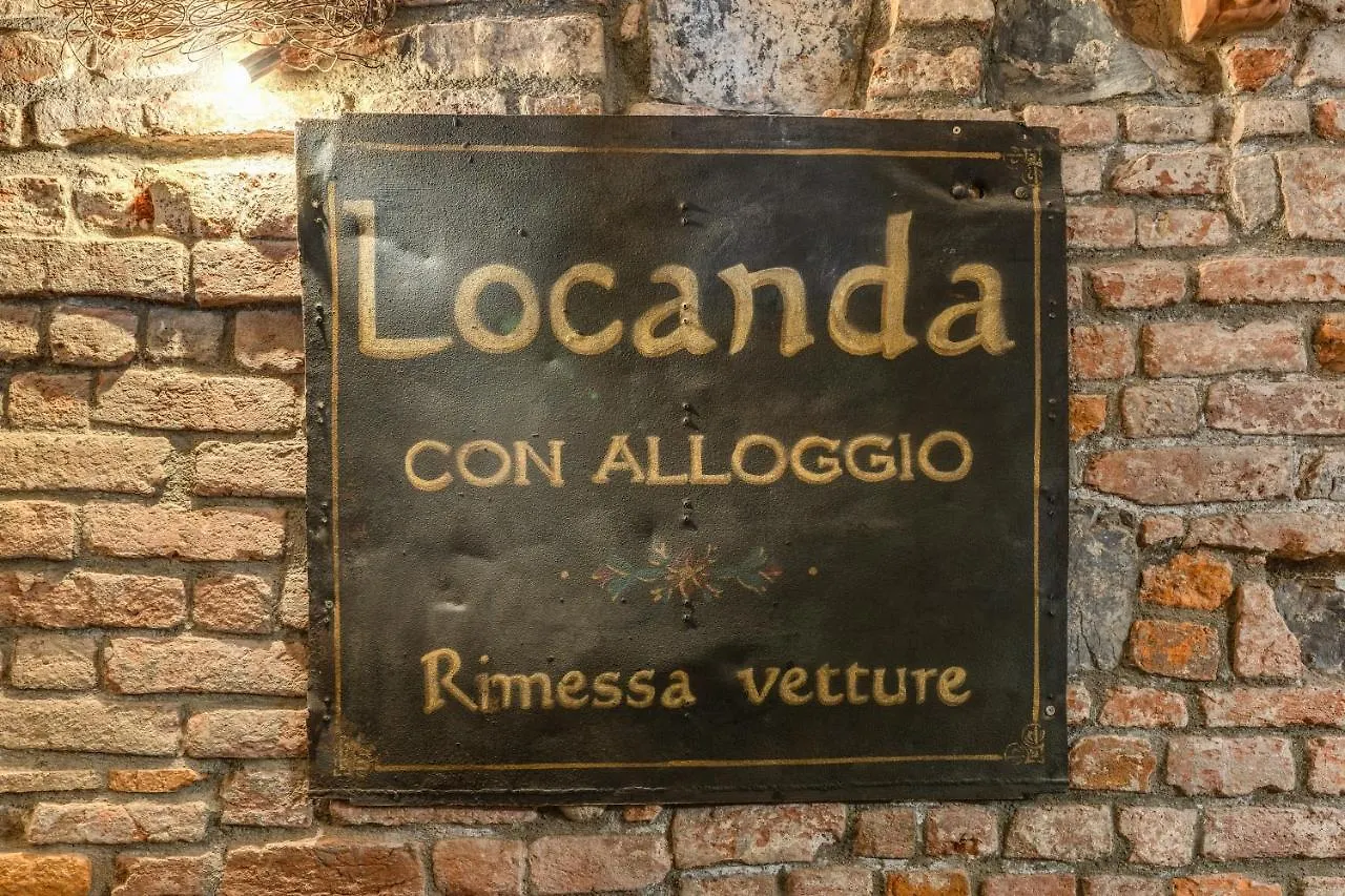 Hotel Santa Marta Suites Milan