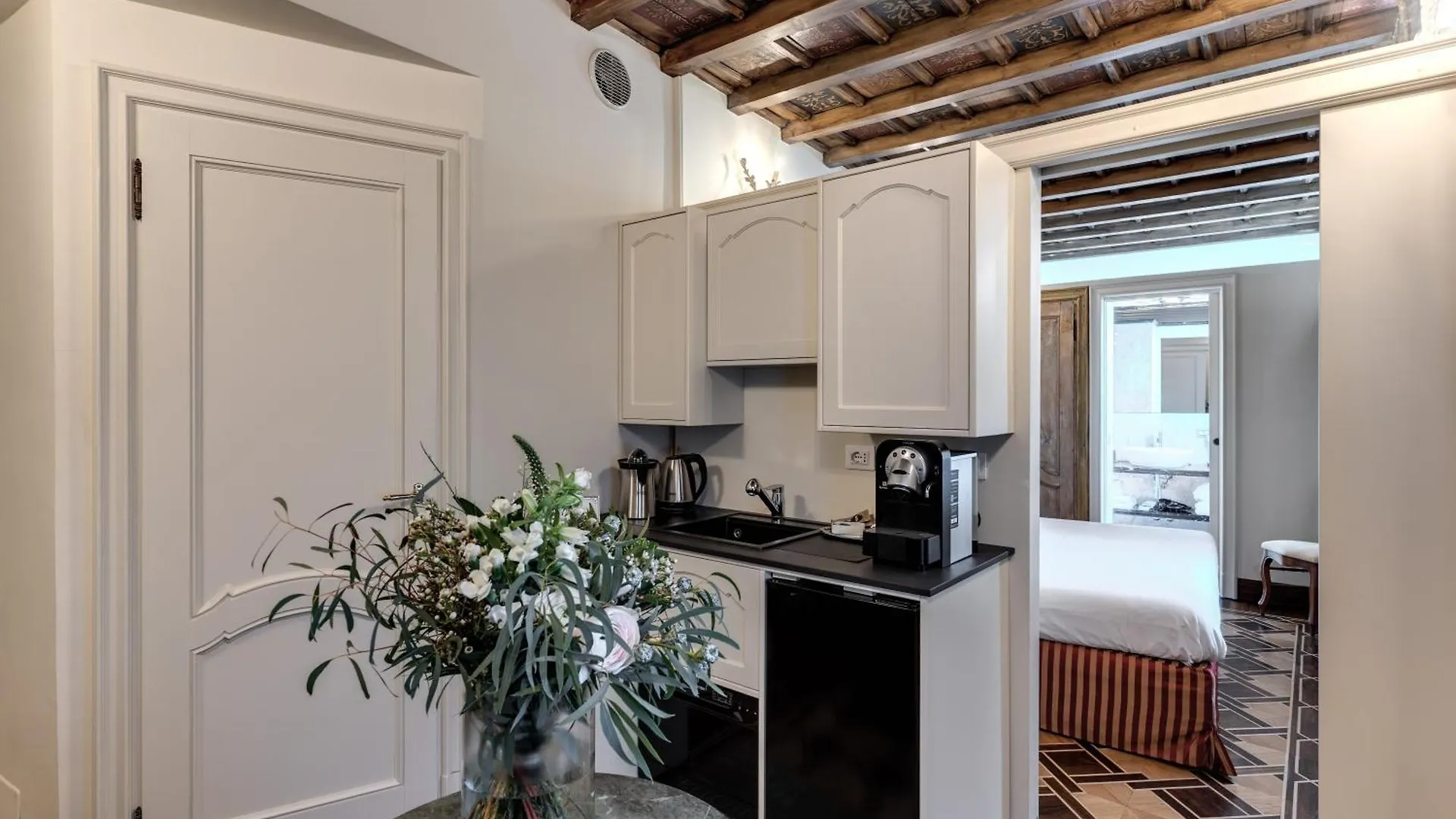 Hotel Santa Marta Suites Милан 4*,  Италия