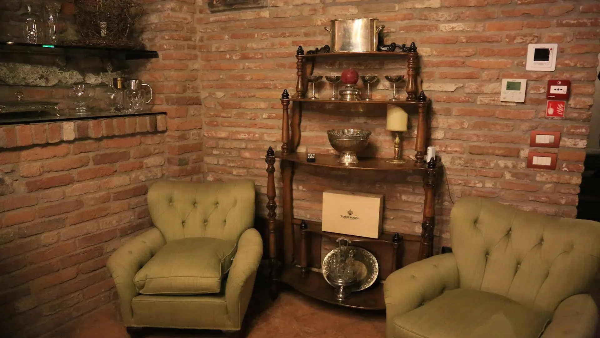 Hotel Santa Marta Suites Милан