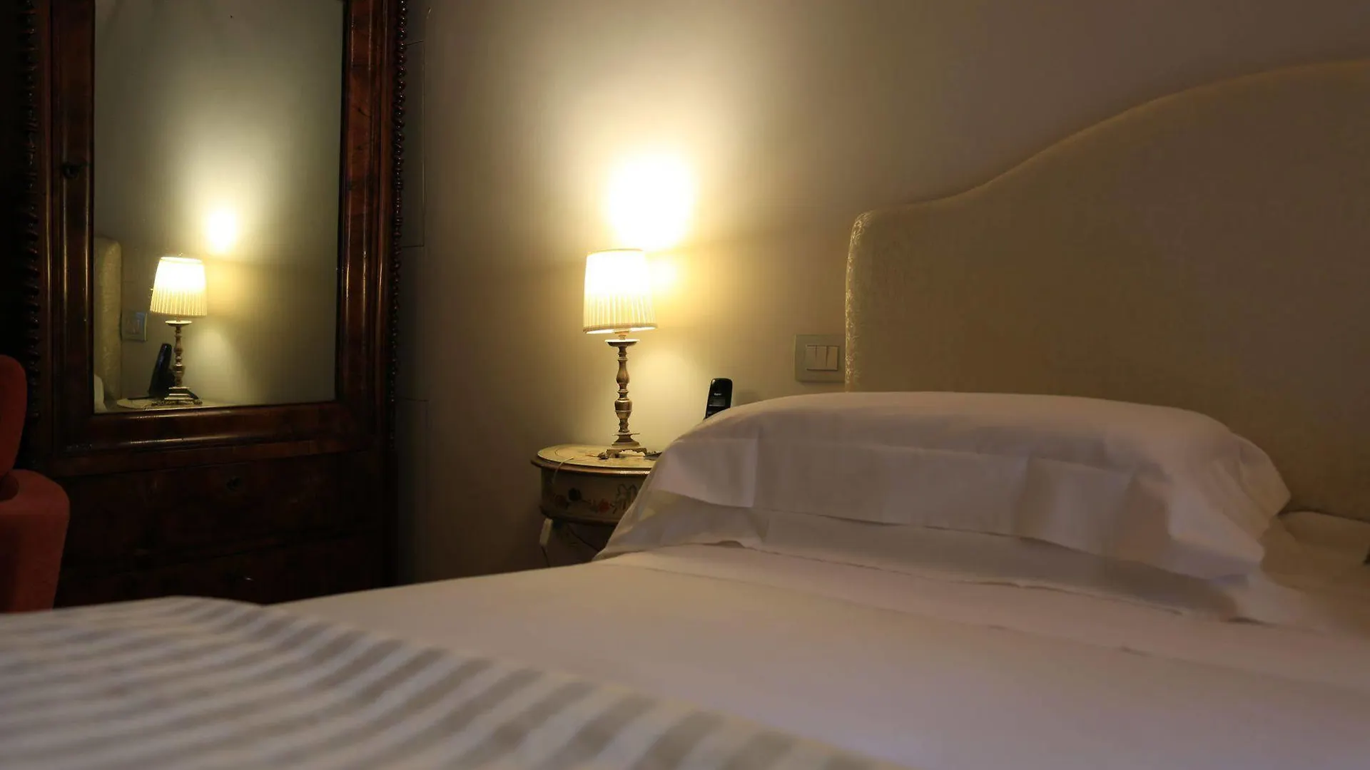 Hotel Santa Marta Suites Милан